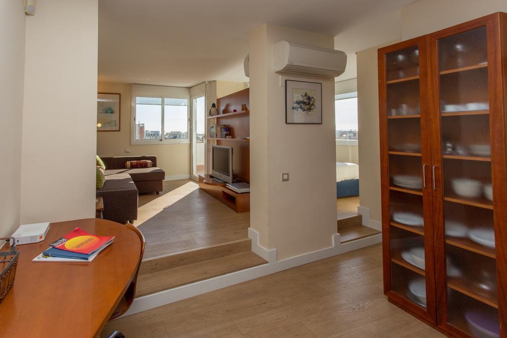 Gaudi Views Apartment Barcelona Ngoại thất bức ảnh