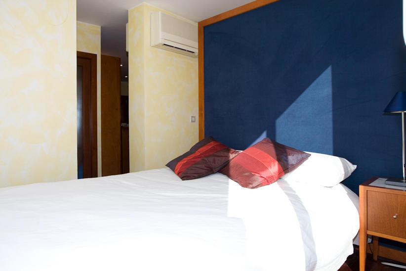 Gaudi Views Apartment Barcelona Phòng bức ảnh